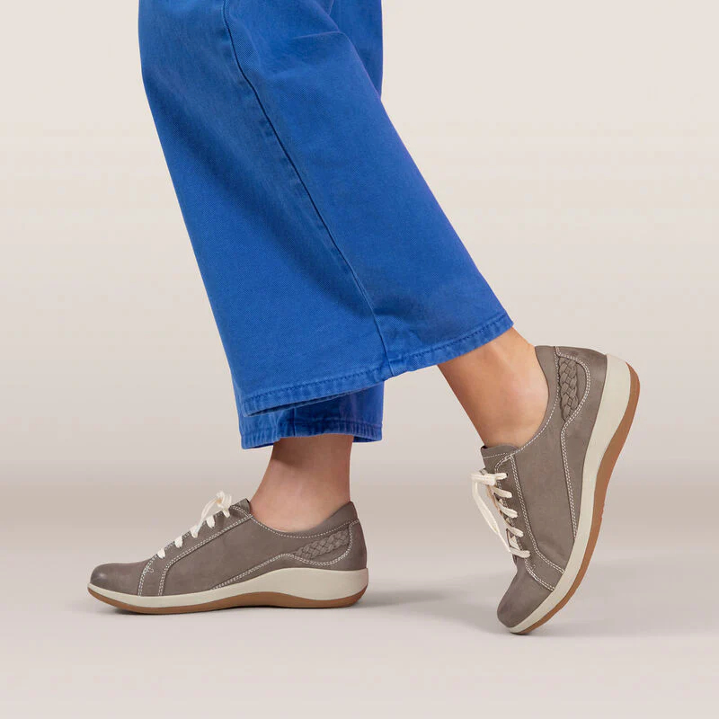 Dana Lace-Up Oxford - Warm Grey - Image 9