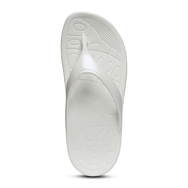 Fiji Orthotic Women's Flips - White - Image 4
