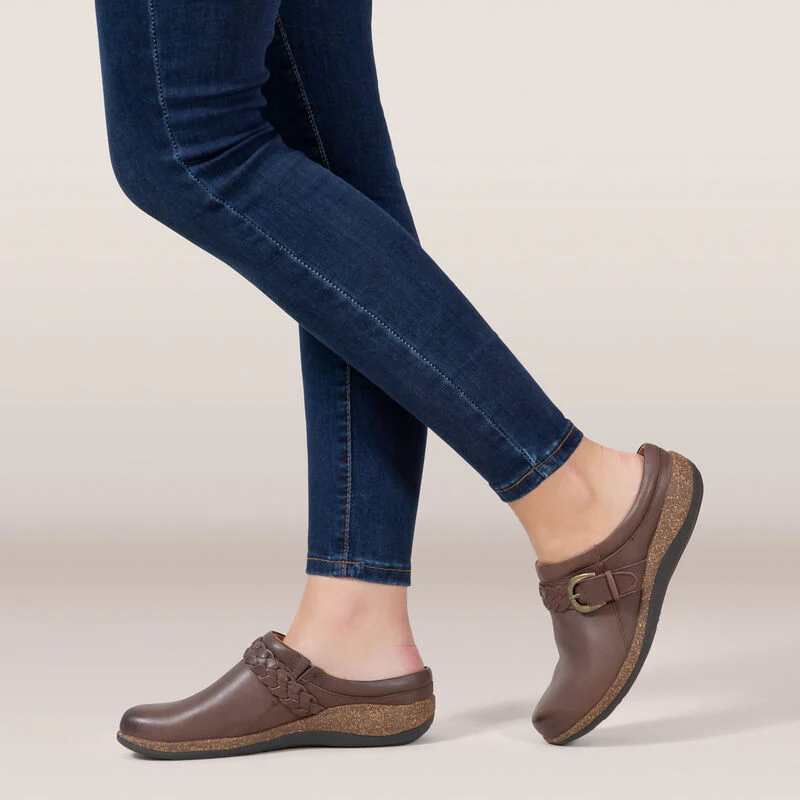 Libby Comfort Clog - Brown - Image 8