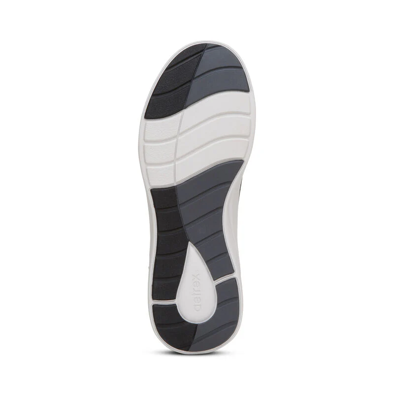 Teagan Arch Support Sneaker - Black - Image 5